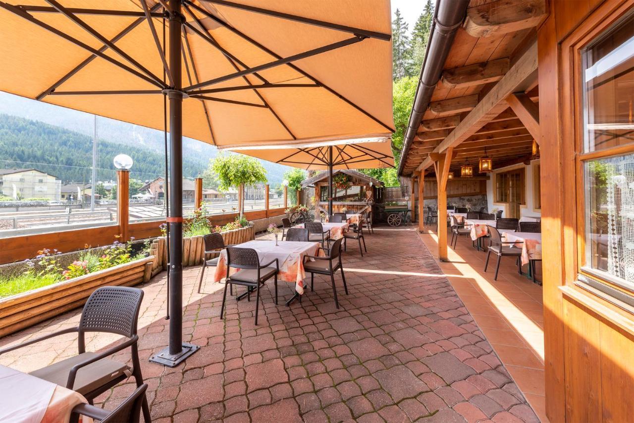 Hotel Walter San Candido Esterno foto
