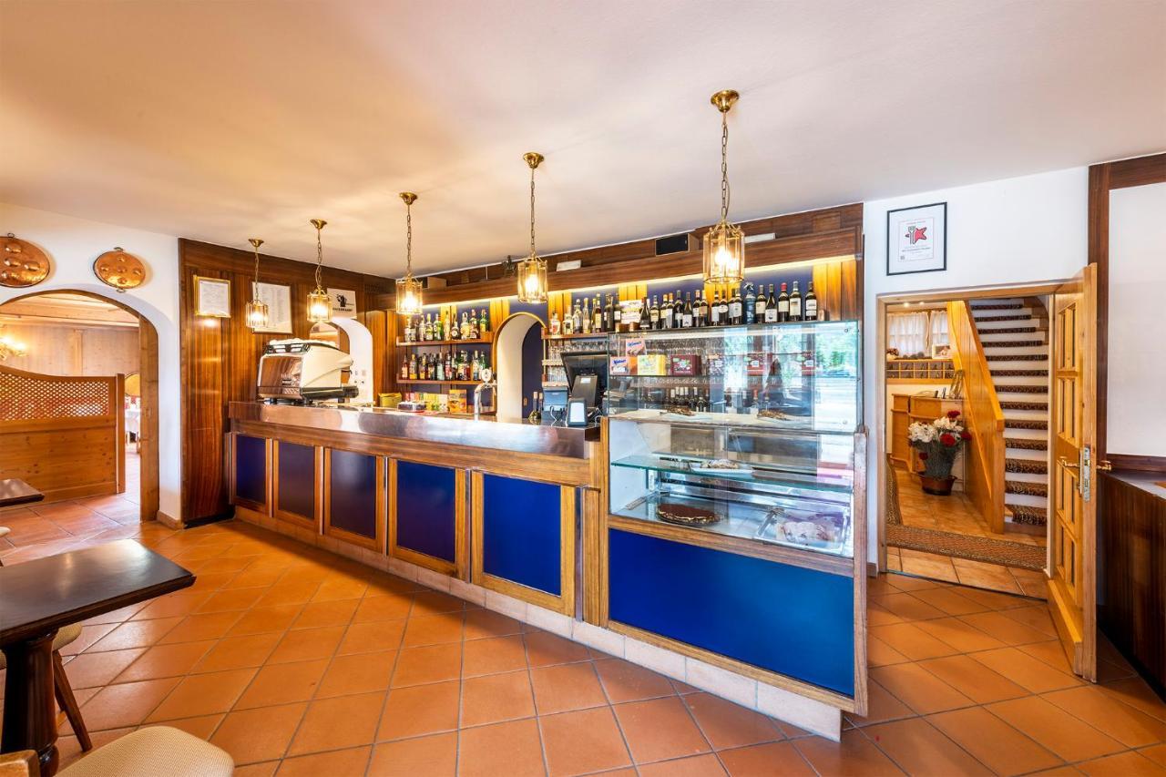 Hotel Walter San Candido Esterno foto